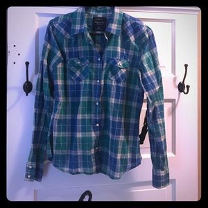 American Eagle plaid button shirt